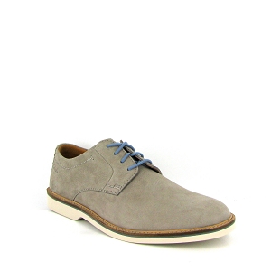 CLARKS ATTICUS LTLACE <br> Gris