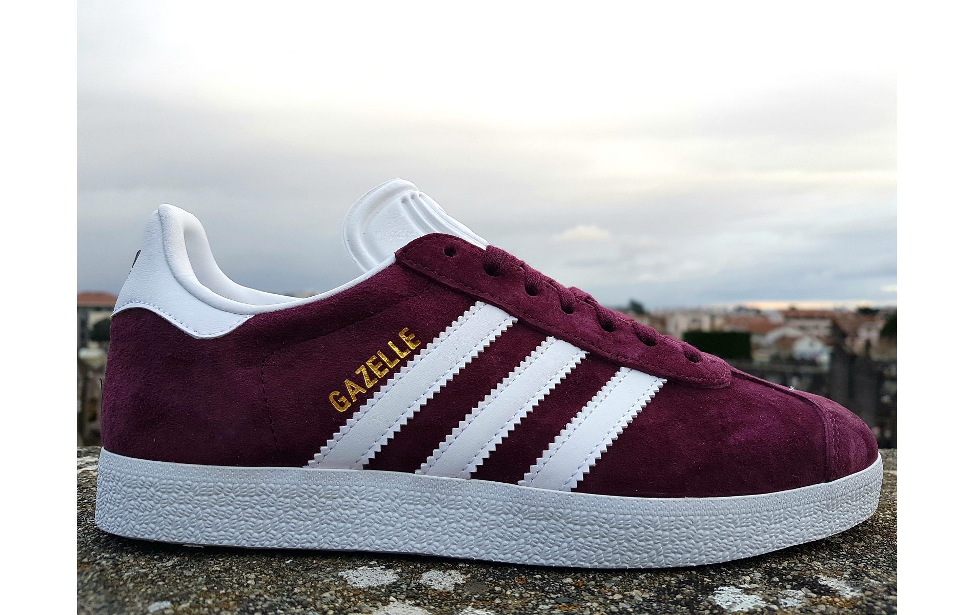 Basket adidas gazelle bordeaux online